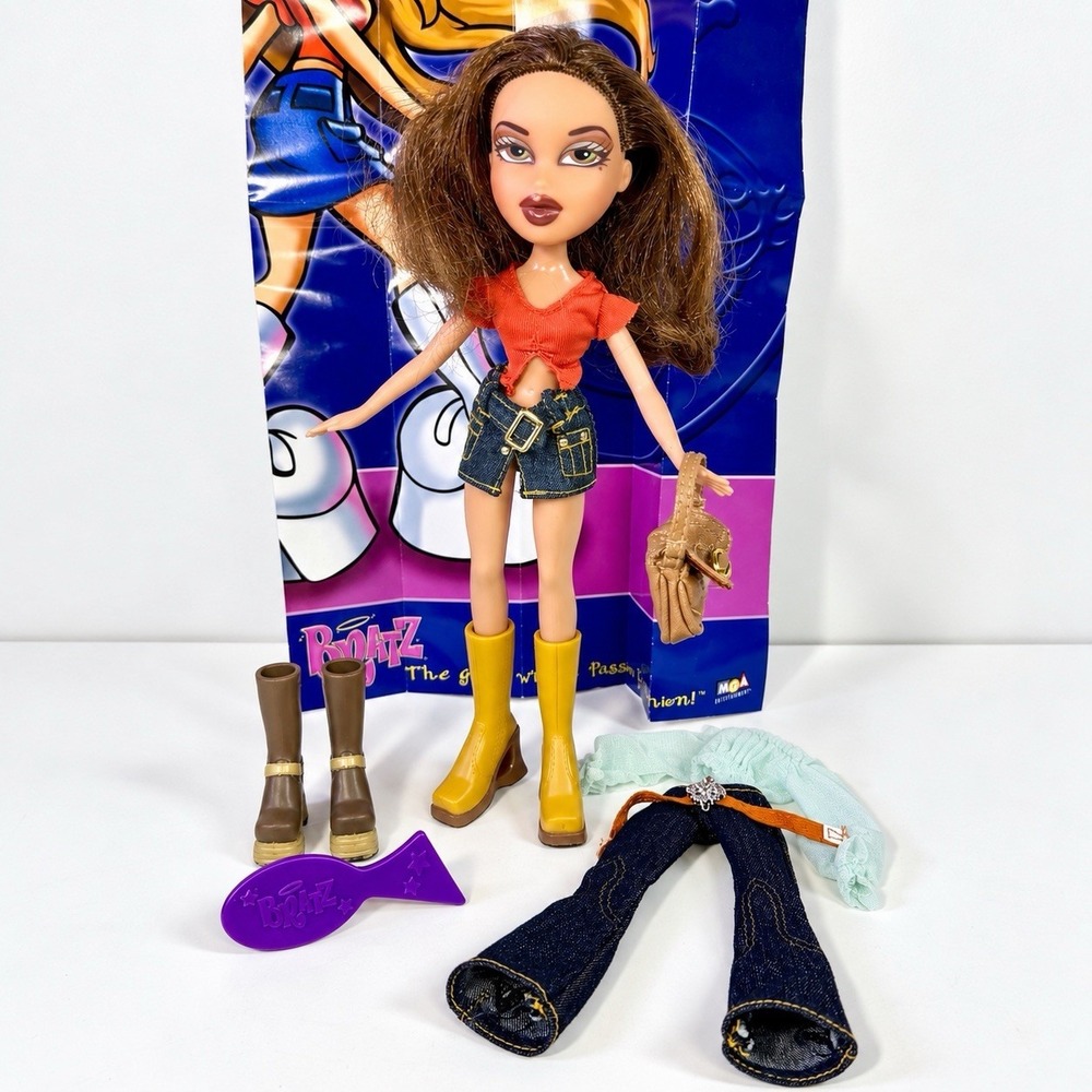 Bratz Xpress It Yasmin Doll 2002 Complete Outfit Accessories Poster V1 MGA